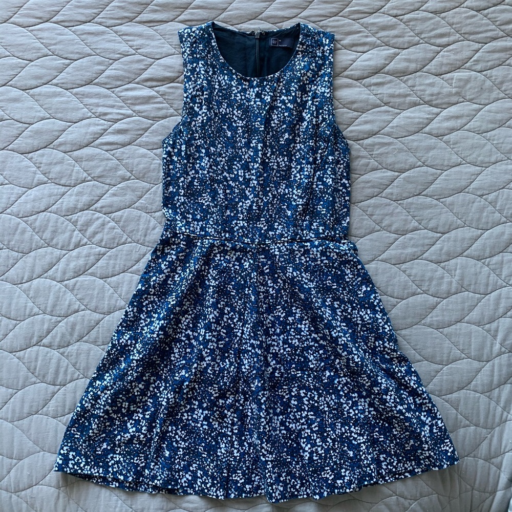 GAP Sleeveless Dress
